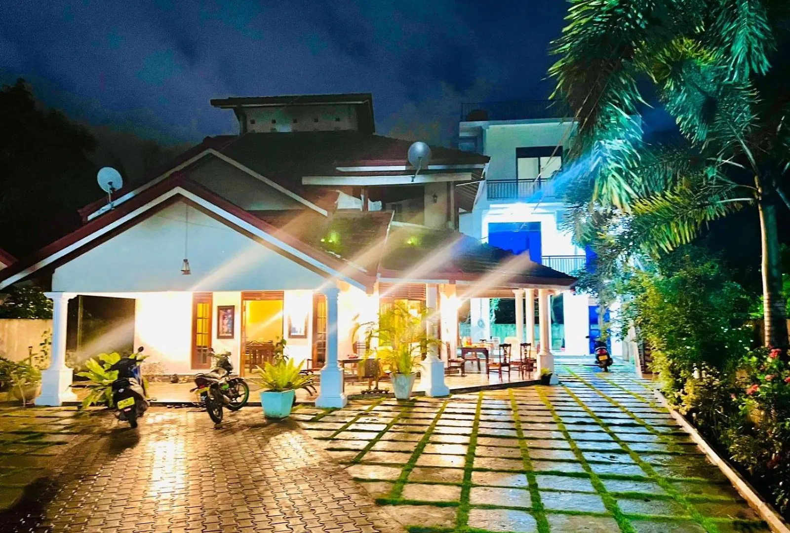 Marigold Negombo location