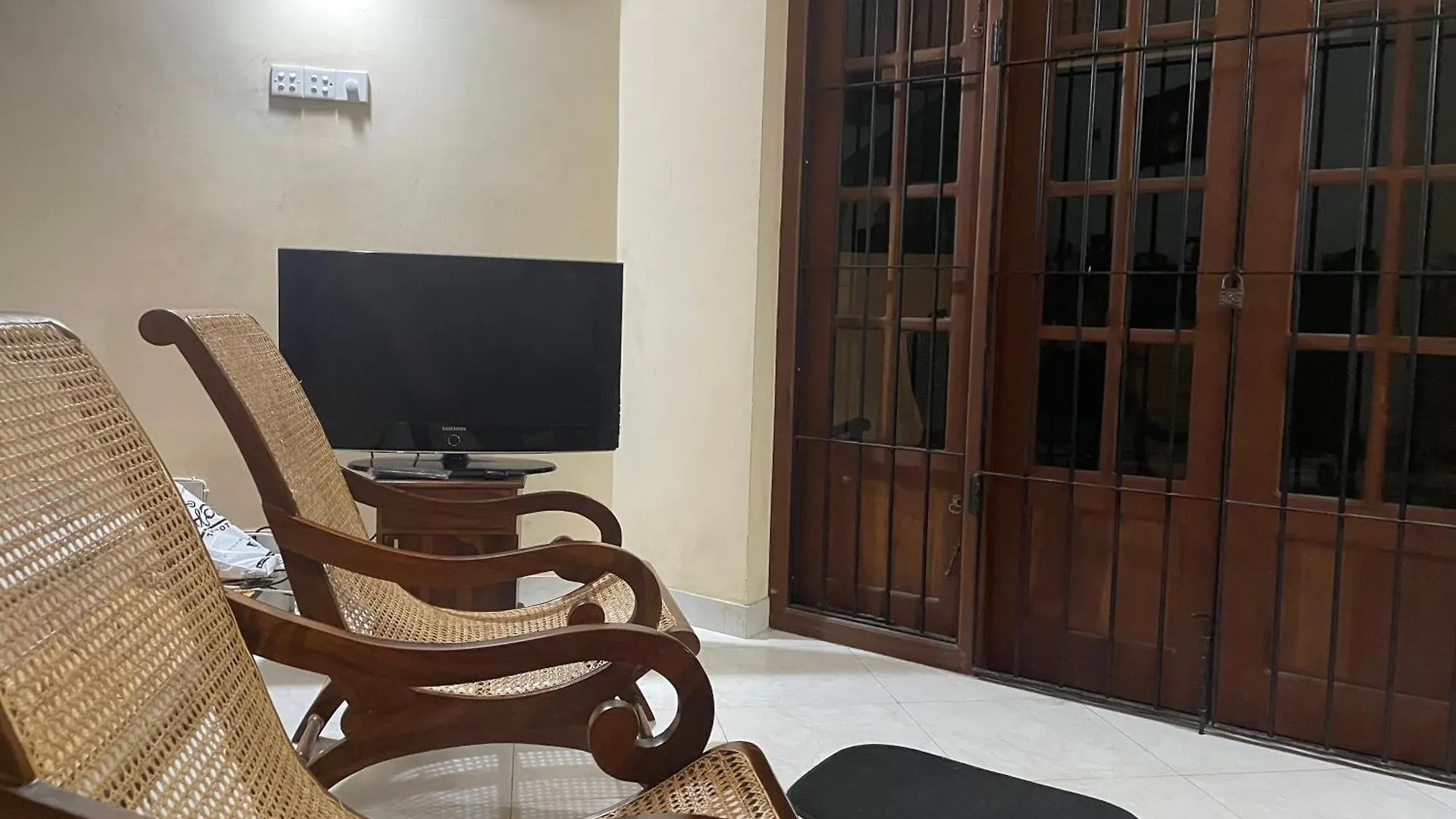 Marigold Negombo B&B