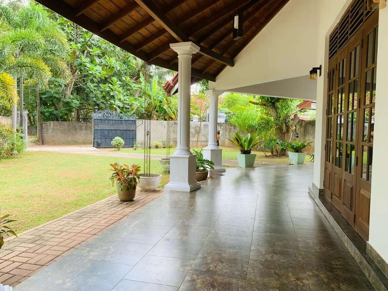 Marigold Negombo Bed & Breakfast Sri Lanka